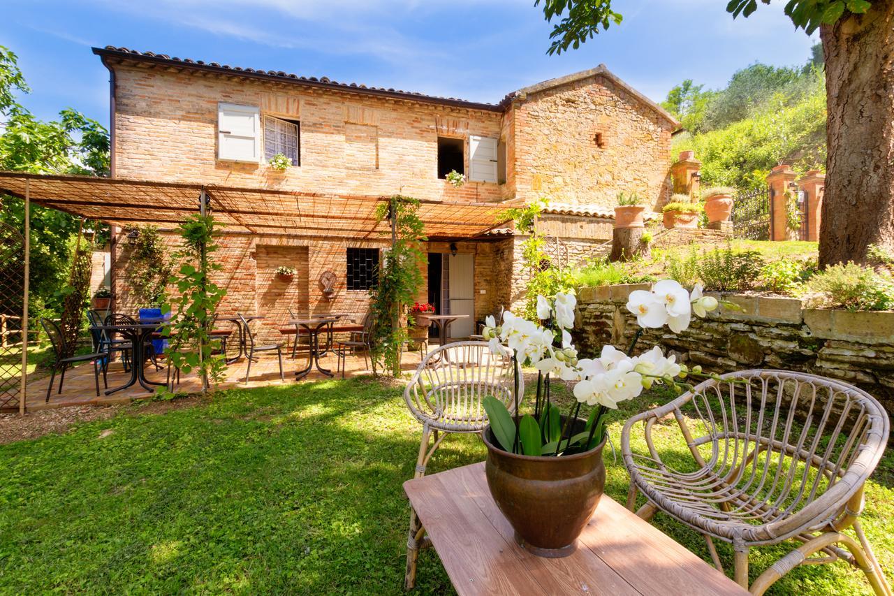B&B La Residenza Del Poeta Montesicuro Exteriér fotografie